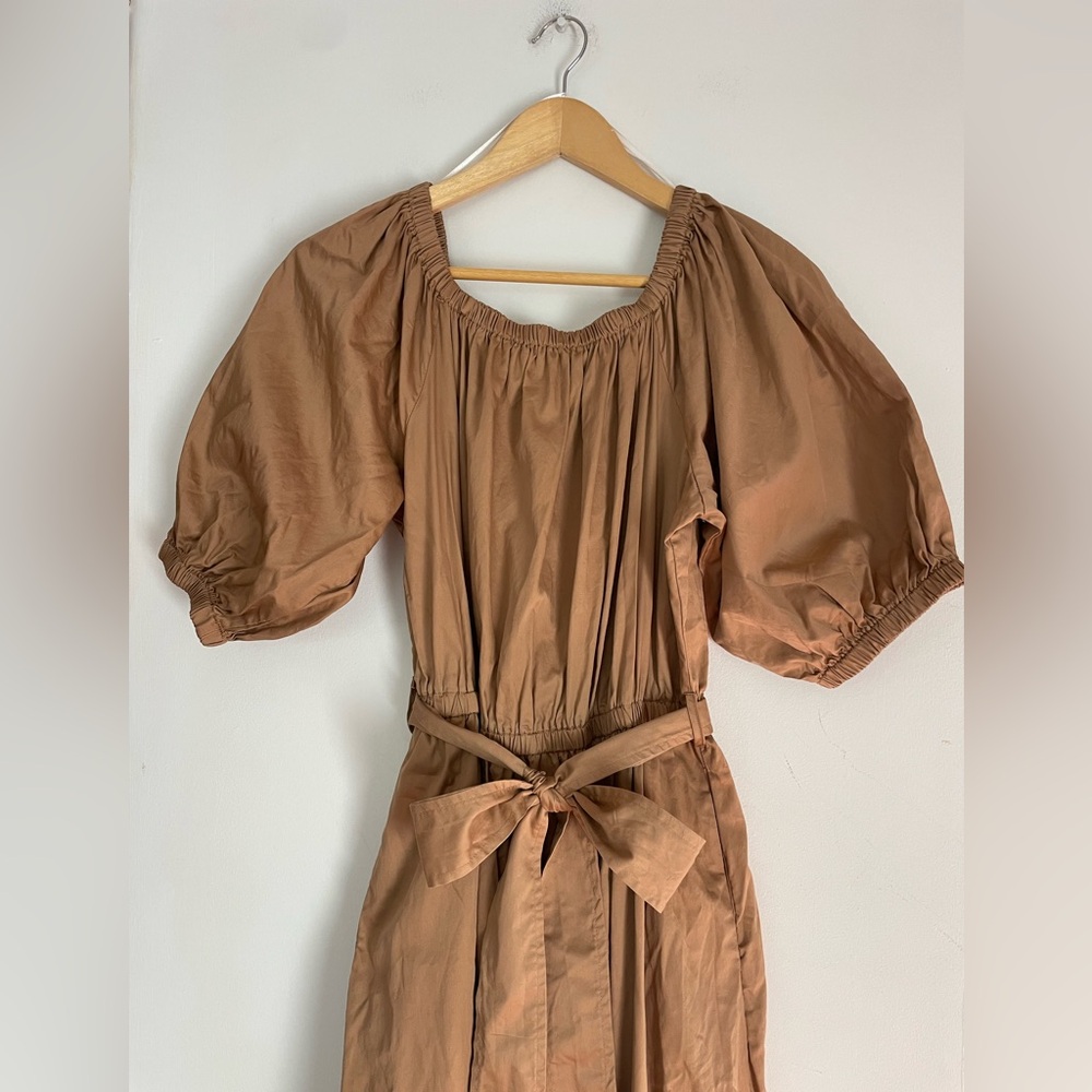 Label of Love Tan tierred puff sleeve dress - Picture 7 of 11